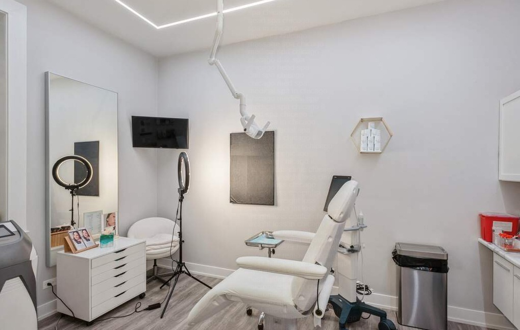 Skinovatio Medical Spa- South loop